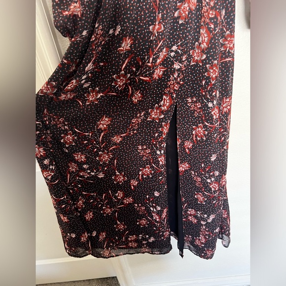 o.p.t Classic Smocked Maxi in Purple Floral - Picture 9 of 11